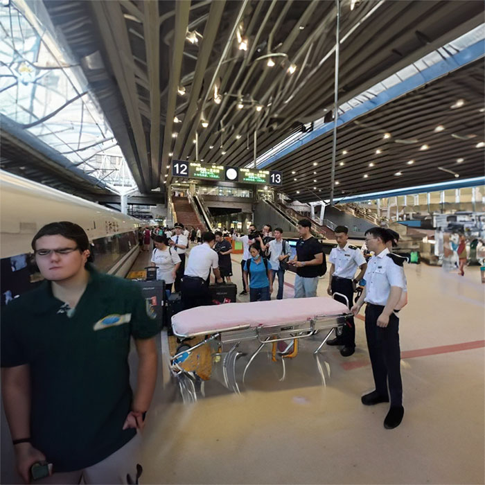 武汉救护车租赁联系方式