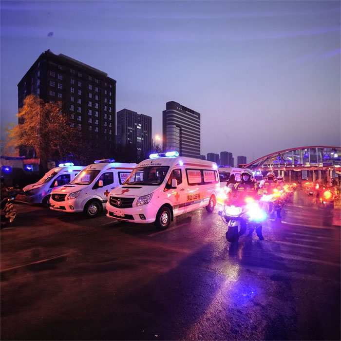 武汉私人救护车出租电话