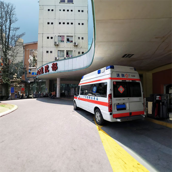 武汉私人救护车租车联系方式
