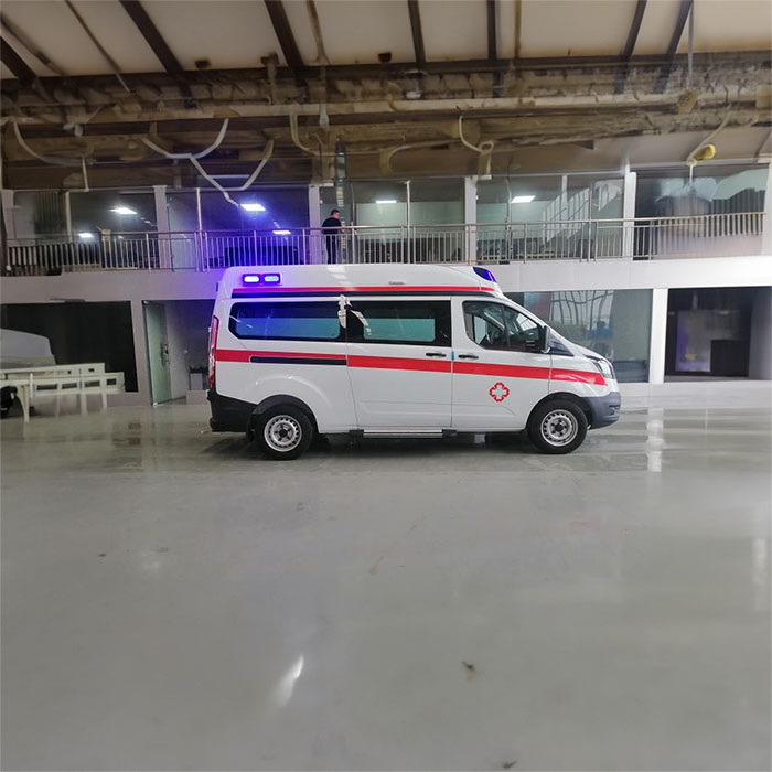 武汉私人救护车租车联系电话