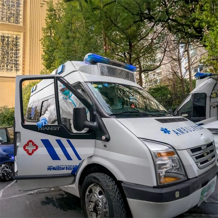 武汉私人救护车租赁电话