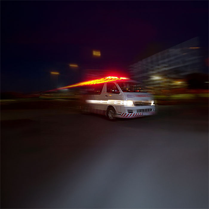 武汉私人救护车租车电话号码