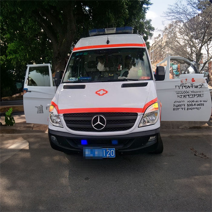 武汉救护车租赁联系电话