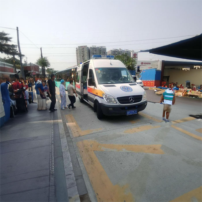 武汉出租救护车联系方式