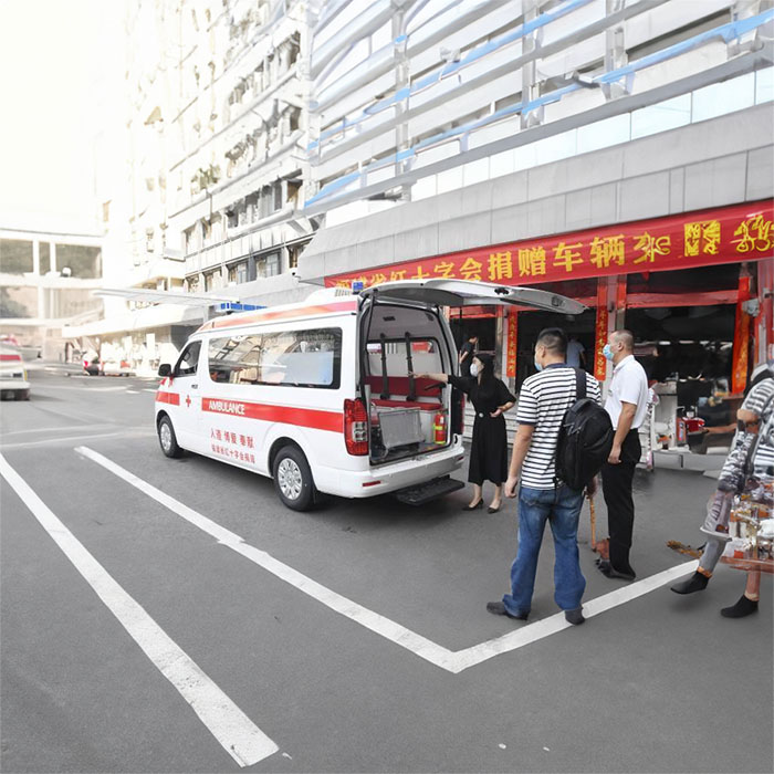 武汉出租急救车电话