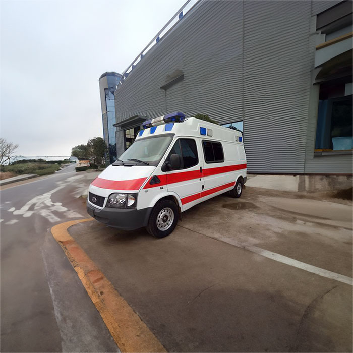 武汉私人救护车租车电话