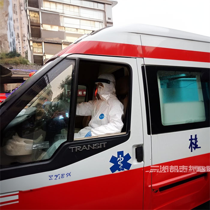武汉租赁私人救护车联系电话
