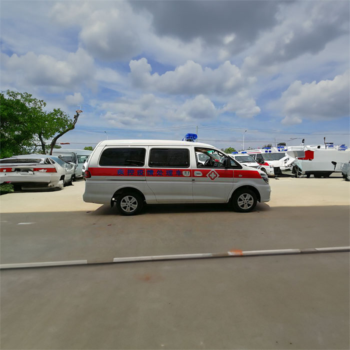 武汉救护车租车联系电话
