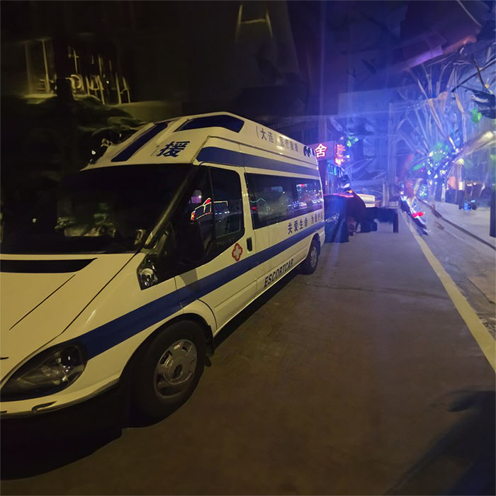 武汉私人救护车租车电话
